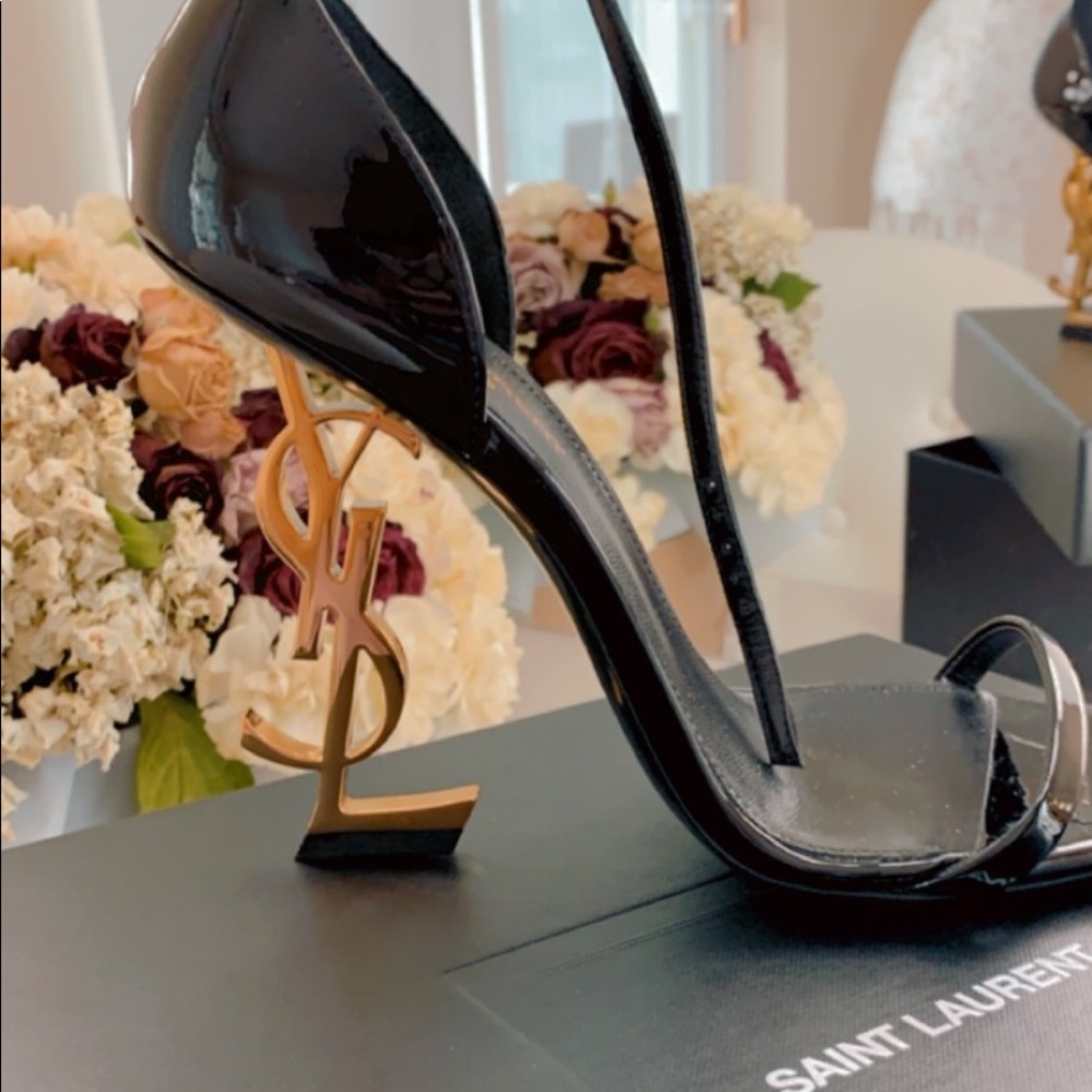 Brand new saint Laurent opyum heels.